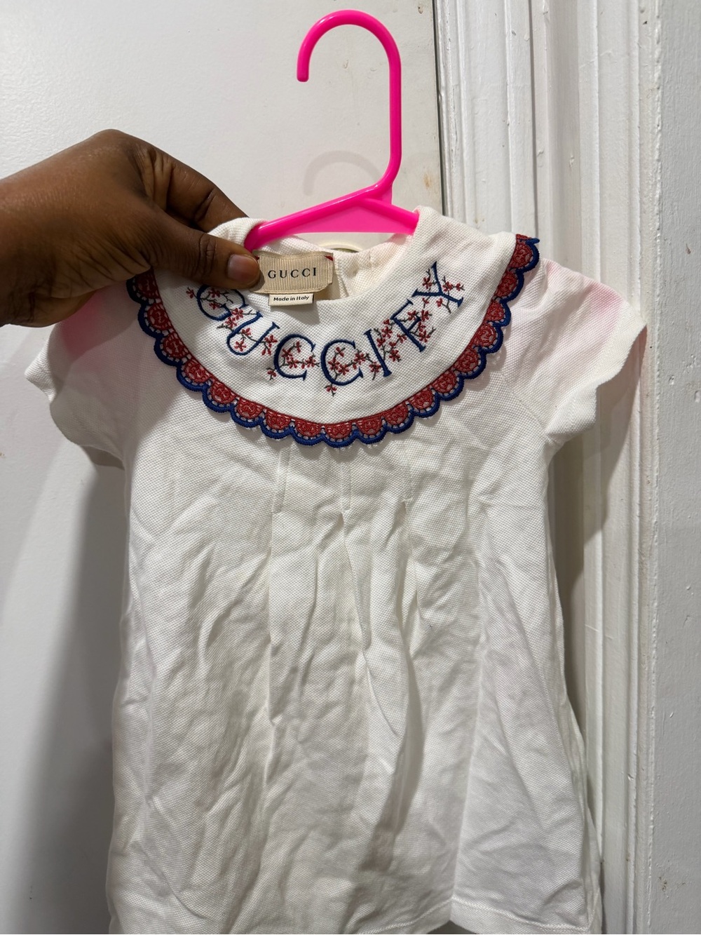 Gucci White Cotton Girls' Short Sleeve Top with Red & Navy Embroidered Collar